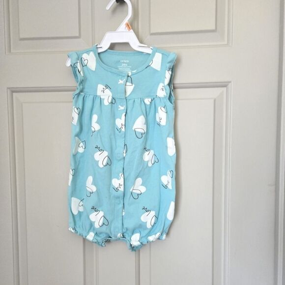 3/$15 Carters Romper Suze 24 M - Picture 1 of 3